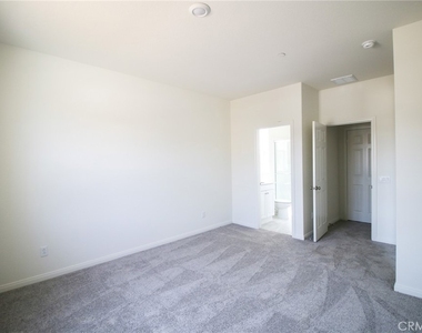 28292 Digger Lane - Photo Thumbnail 19