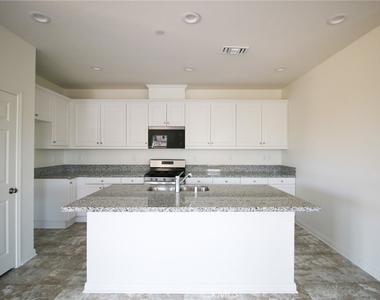28292 Digger Lane - Photo Thumbnail 7