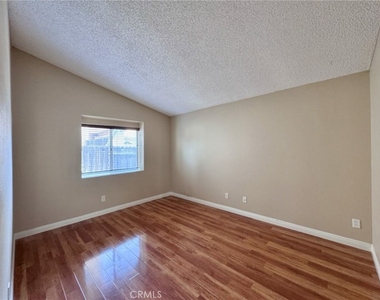 39761 Rustic Glen Drive - Photo Thumbnail 16