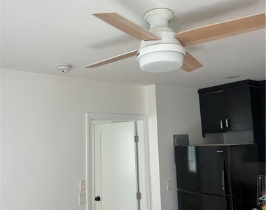 1640 Sherman Place - Photo Thumbnail 15