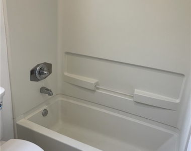 1640 Sherman Place - Photo Thumbnail 13