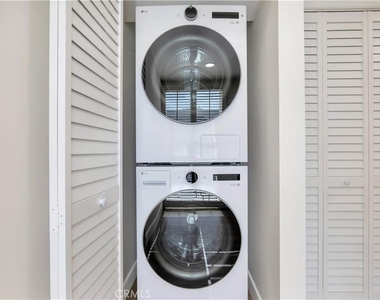 970 Palm - Photo Thumbnail 23