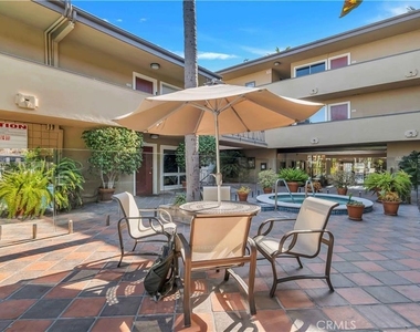 970 Palm - Photo Thumbnail 25