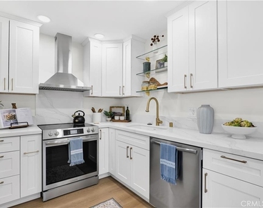 970 Palm - Photo Thumbnail 13