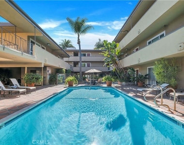 970 Palm - Photo Thumbnail 27