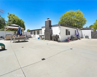 28038 Lakehurst - Photo Thumbnail 14