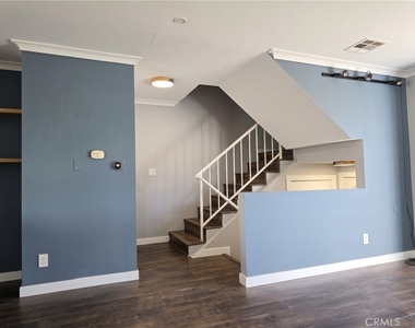 6950 Remmet Avenue - Photo Thumbnail 6