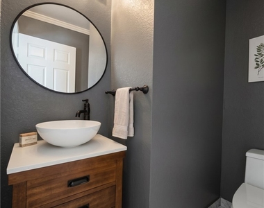 6950 Remmet Avenue - Photo Thumbnail 10
