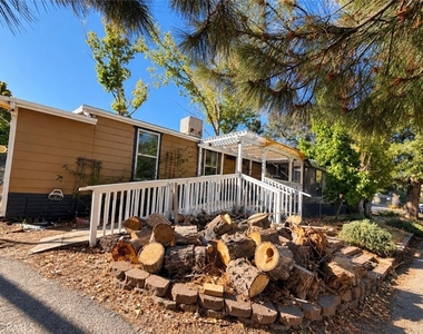 820 Yosemite - Photo Thumbnail 17