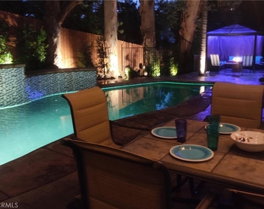 7703 Skyhill Drive - Photo Thumbnail 17