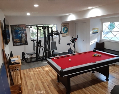 7703 Skyhill Drive - Photo Thumbnail 13