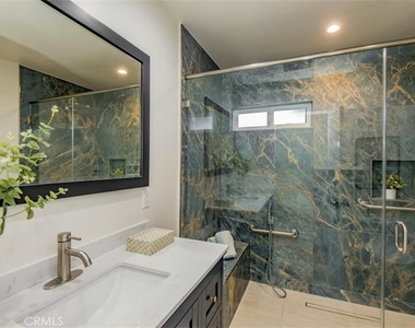 6313 Melvin - Photo Thumbnail 12