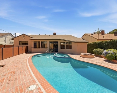 6313 Melvin - Photo Thumbnail 16