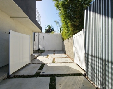 5635 Klump Avenue - Photo Thumbnail 39