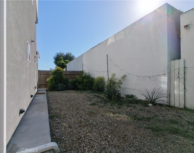 5635 Klump Avenue - Photo Thumbnail 42