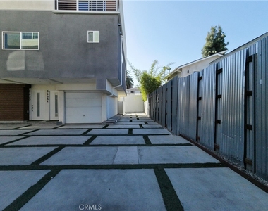 5635 Klump Avenue - Photo Thumbnail 27