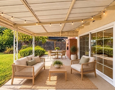 22716 Berdon Street - Photo Thumbnail 14
