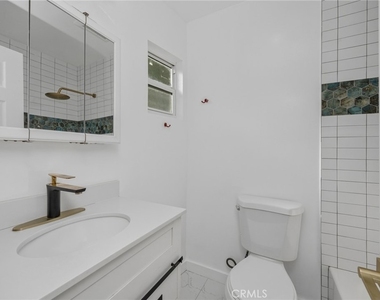 1930 Weepah Way - Photo Thumbnail 19