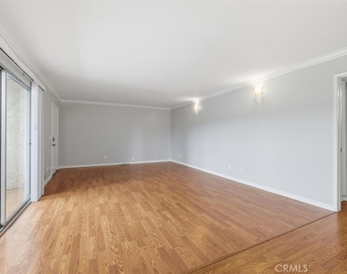 25930 Narbonne Ave - Photo Thumbnail 7
