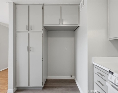 25930 Narbonne Ave - Photo Thumbnail 32