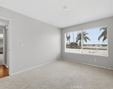 25930 Narbonne Ave - Photo Thumbnail 26