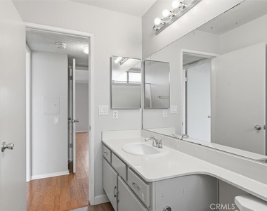 25930 Narbonne Ave - Photo Thumbnail 31