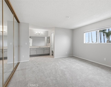 25930 Narbonne Ave - Photo Thumbnail 18