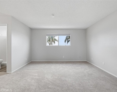 25930 Narbonne Ave - Photo Thumbnail 19