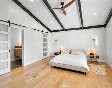 2400 Voorhees - Photo Thumbnail 14