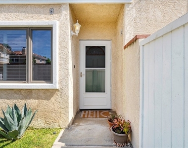 2400 Voorhees - Photo Thumbnail 2