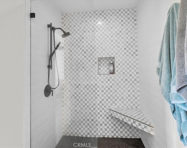 2400 Voorhees - Photo Thumbnail 16