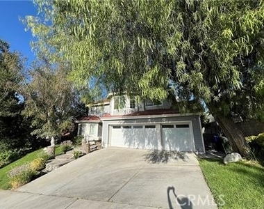 23444 Darcy - Photo Thumbnail 2