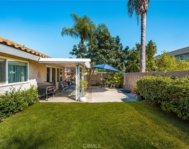 1231 N Dolores - Photo Thumbnail 18