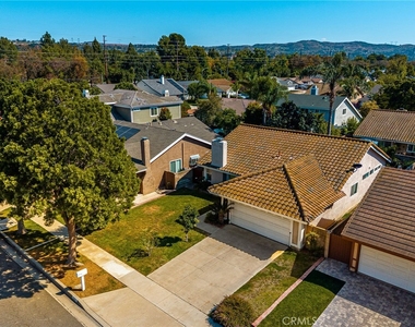 1231 N Dolores - Photo Thumbnail 31