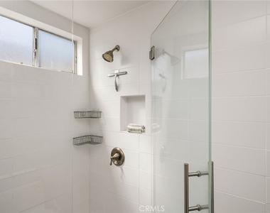 1231 N Dolores - Photo Thumbnail 29