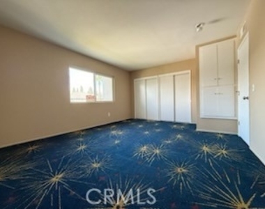 249 E Jackson Street - Photo Thumbnail 4