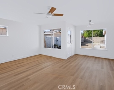 2205 W 9th - Photo Thumbnail 1