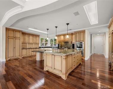 115 S Montgomery - Photo Thumbnail 19
