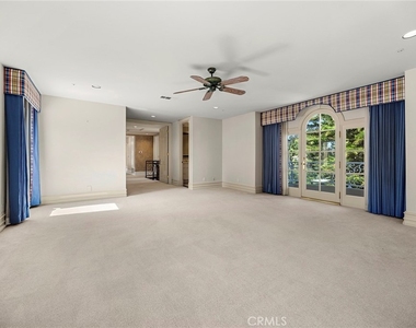 115 S Montgomery - Photo Thumbnail 43