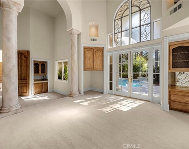 115 S Montgomery - Photo Thumbnail 28