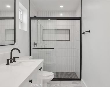 2338 S Cloverdale Avenue - Photo Thumbnail 18