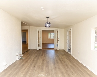 2714 N Linwood - Photo Thumbnail 20