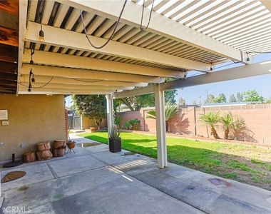 2714 N Linwood - Photo Thumbnail 30