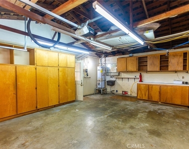 2714 N Linwood - Photo Thumbnail 26