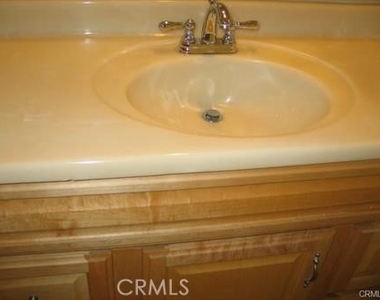 15231 Caravaca Road - Photo Thumbnail 5