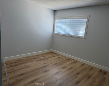 15231 Caravaca Road - Photo Thumbnail 11