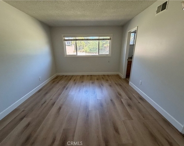 15231 Caravaca Road - Photo Thumbnail 8