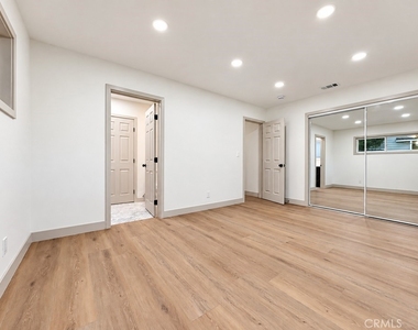 1191 E Claiborne - Photo Thumbnail 44