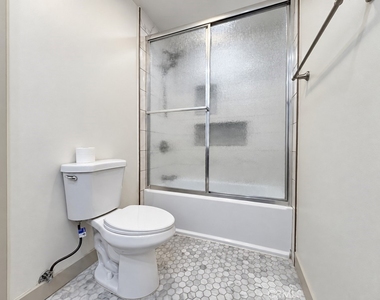 1191 E Claiborne - Photo Thumbnail 40