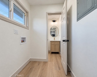 1191 E Claiborne - Photo Thumbnail 24